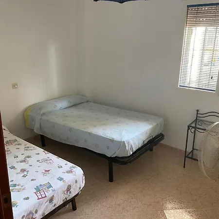 Chalet Adosado Coto De Las Rosas 托雷莫利诺斯